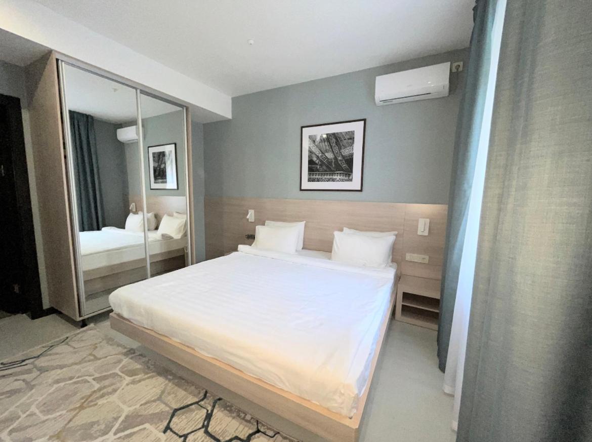 Resident Hotel Gogol Almaty Exterior photo