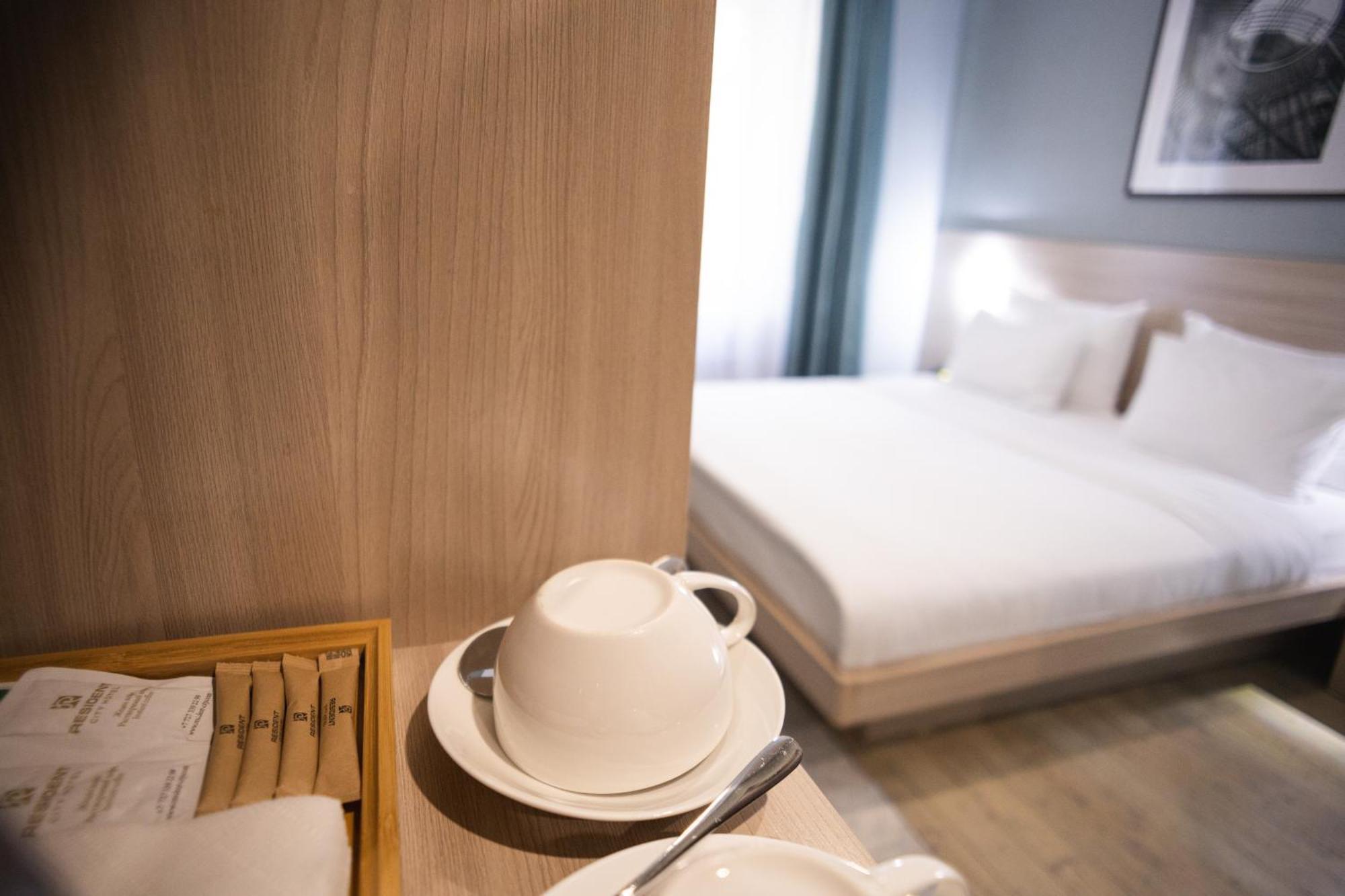 Resident Hotel Gogol Almaty Exterior photo