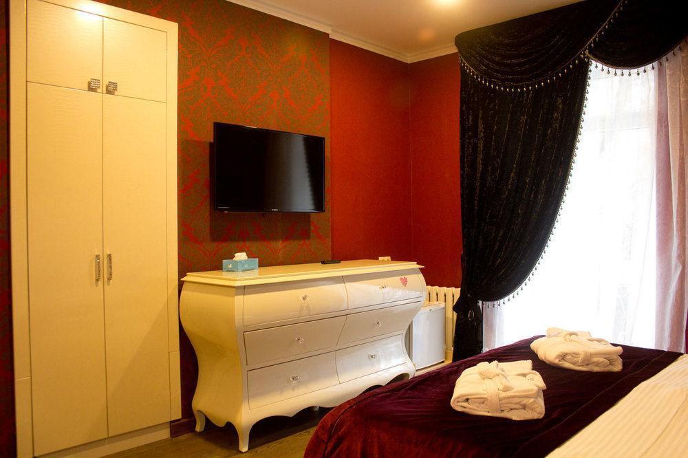 Resident Hotel Gogol Almaty Exterior photo